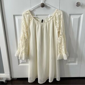 VOLL Cream Lace Sleeve Dress